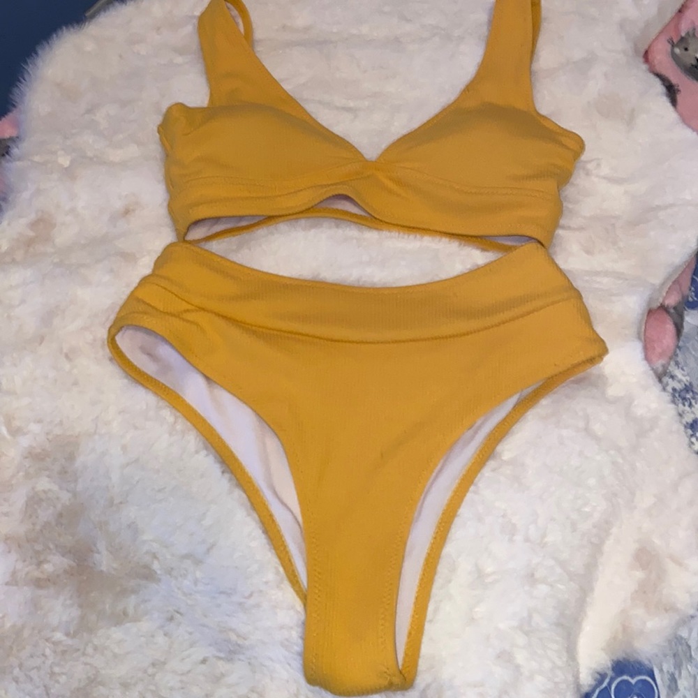 Sporty bikini